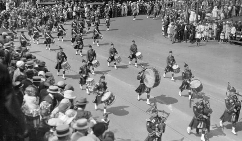 Centenary Pipers Samuel J. Jarvis Library and Archives Canada PA-025132